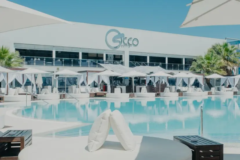 Pool Club Occo Sevilla para despedidas